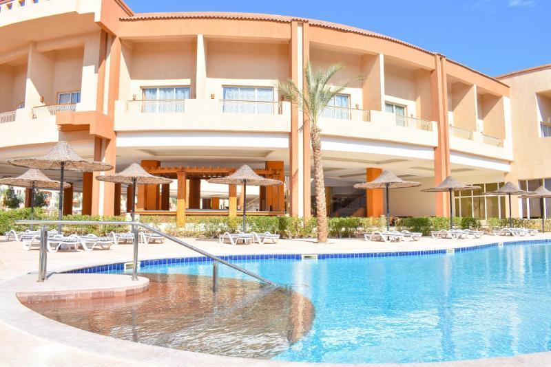 Parrotel Lagoon Waterpark Resort Шарм ел-Шейх Екстериор снимка