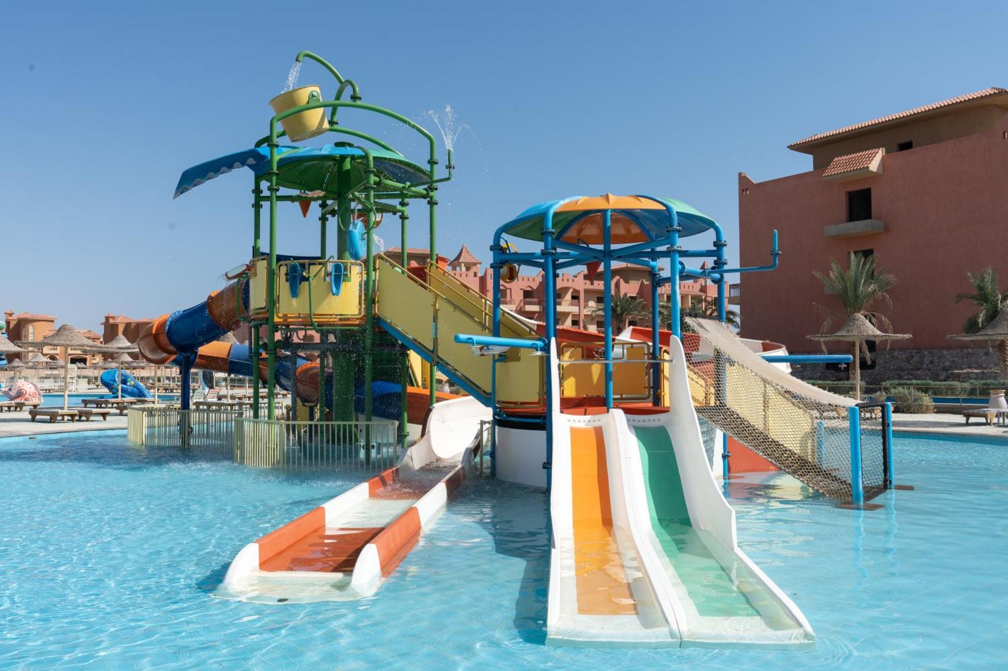 Parrotel Lagoon Waterpark Resort Шарм ел-Шейх Екстериор снимка