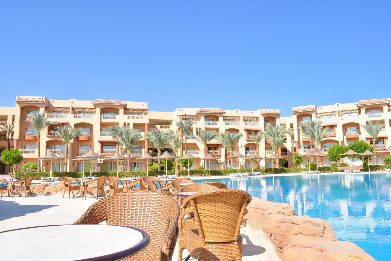 Parrotel Lagoon Waterpark Resort Шарм ел-Шейх Екстериор снимка