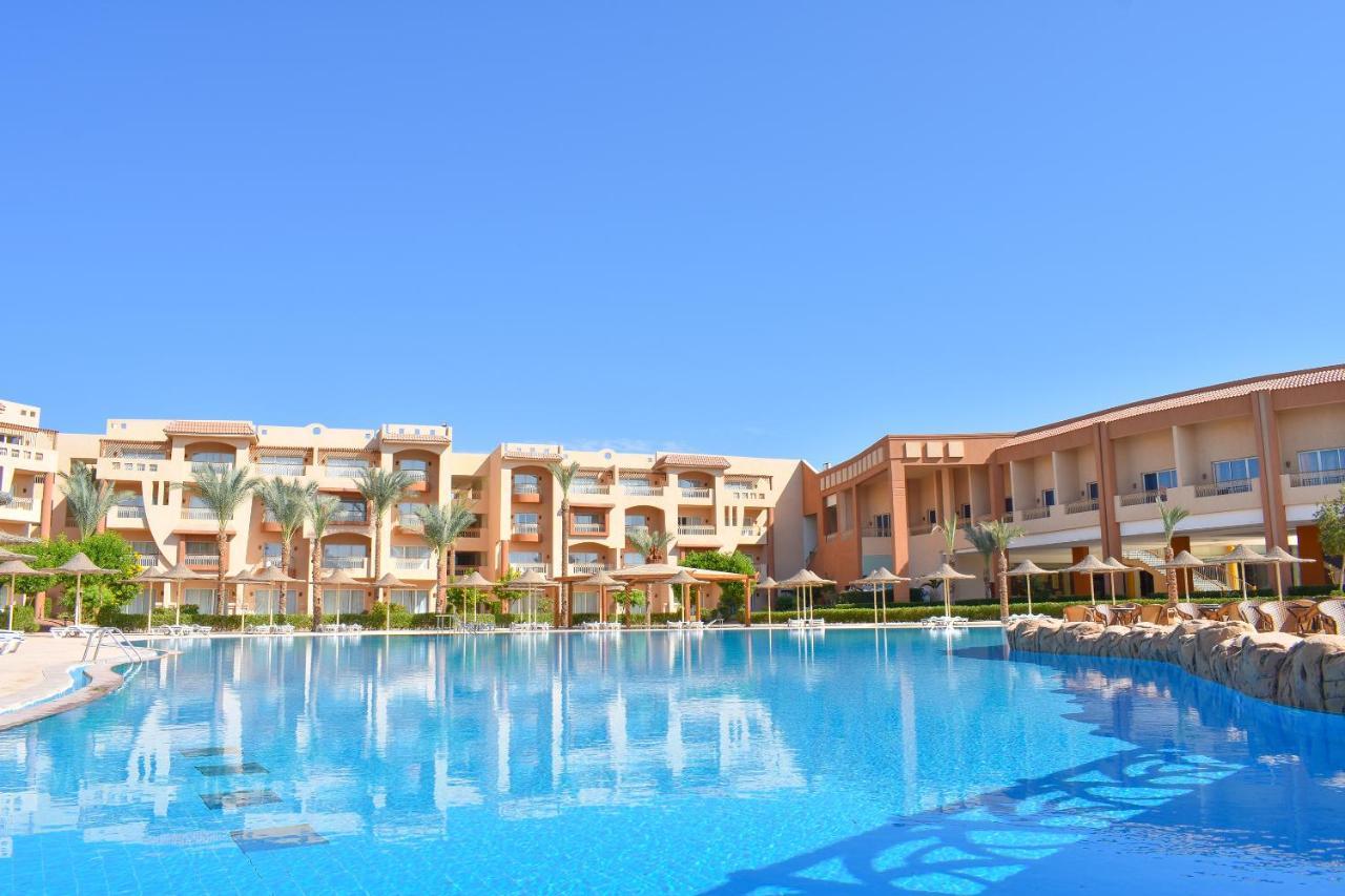 Parrotel Lagoon Waterpark Resort Шарм ел-Шейх Екстериор снимка